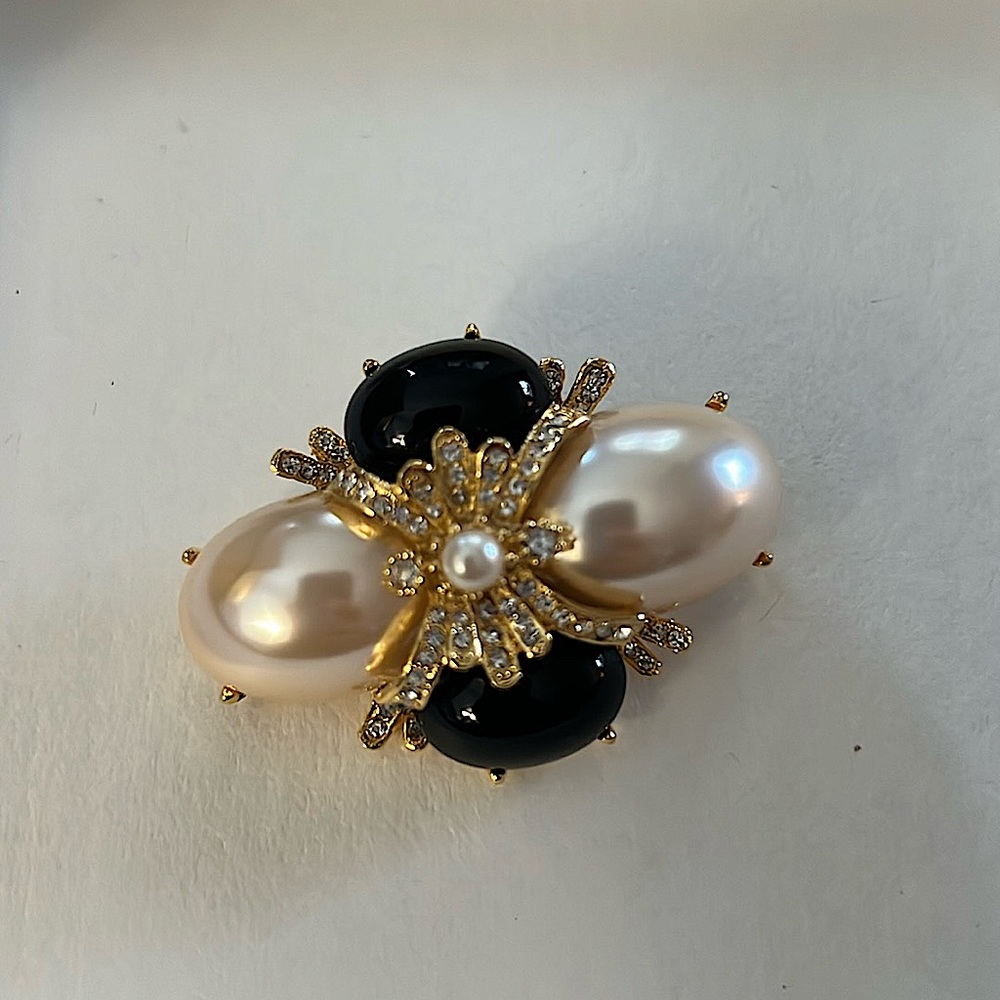 Vintage Joan Rivers Brooch